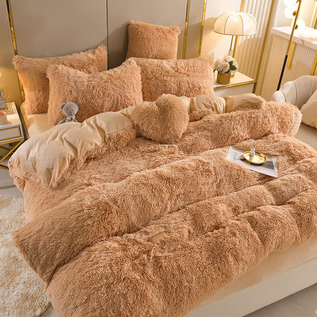 Plush Dreams - 5 Sets Luxe Fleece Beddengoed + Gratis Hartkussen